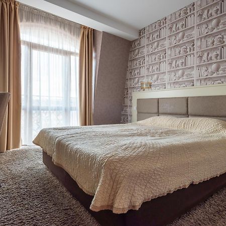Hotel Concorde Veliko Tarnovo Kültér fotó