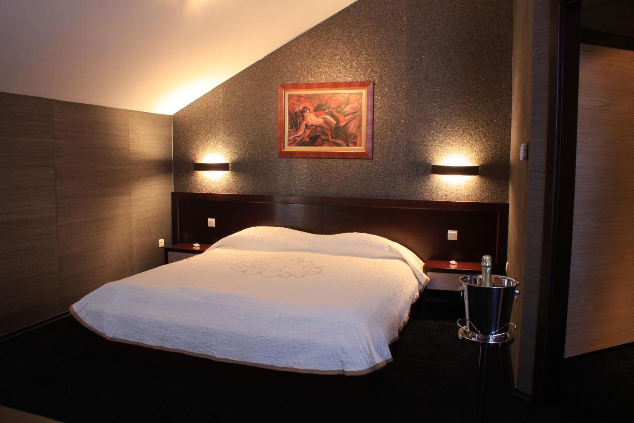 Hotel Concorde Veliko Tarnovo Kültér fotó