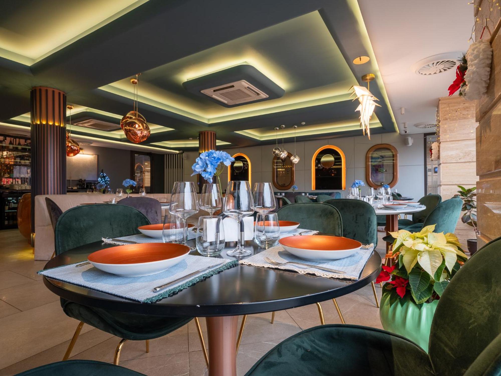 Hotel Concorde Veliko Tarnovo Kültér fotó