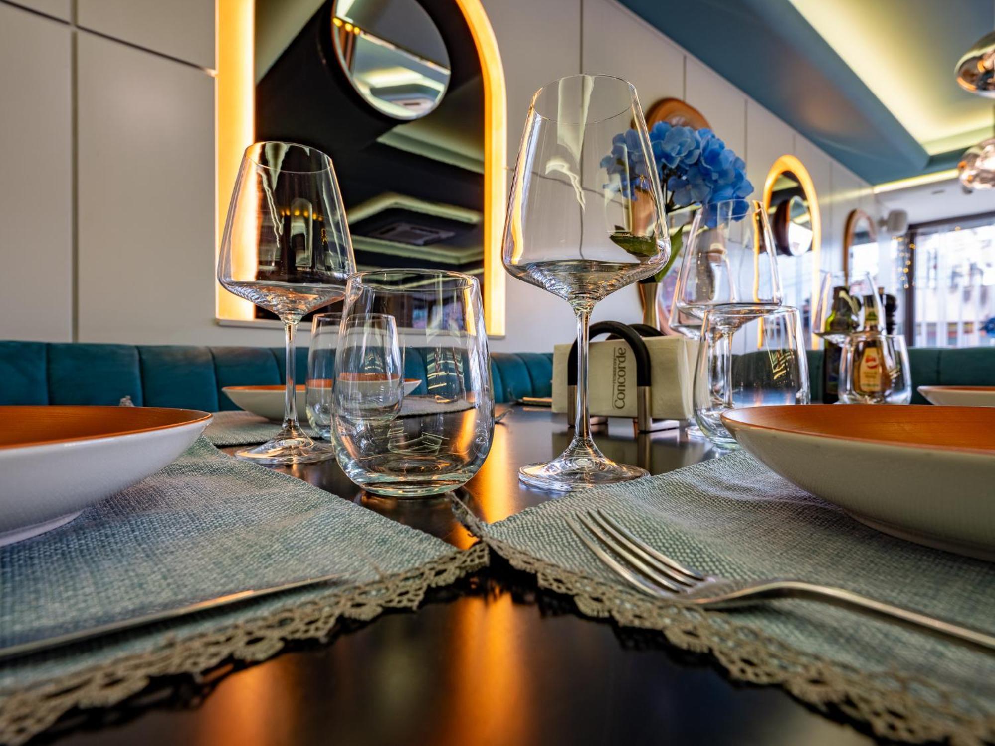 Hotel Concorde Veliko Tarnovo Kültér fotó