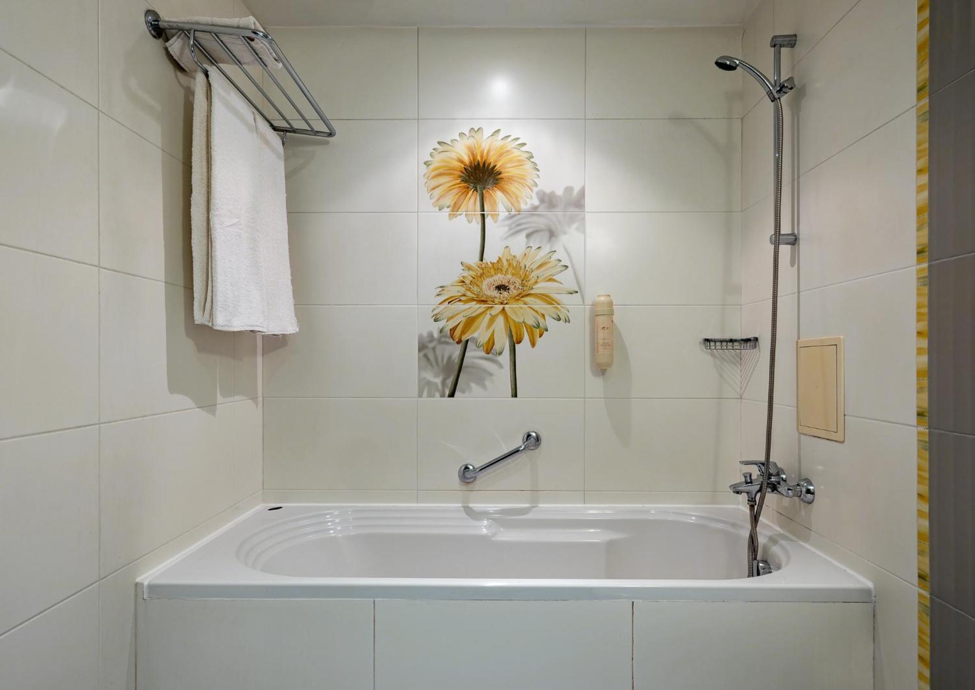 Hotel Concorde Veliko Tarnovo Kültér fotó