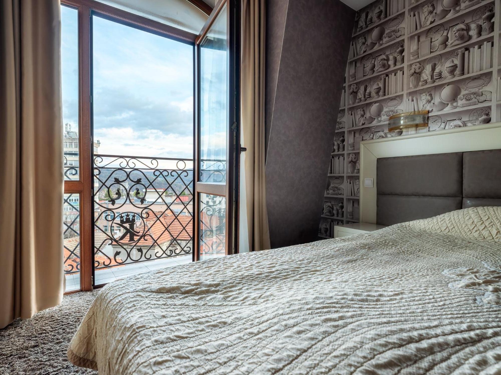 Hotel Concorde Veliko Tarnovo Kültér fotó