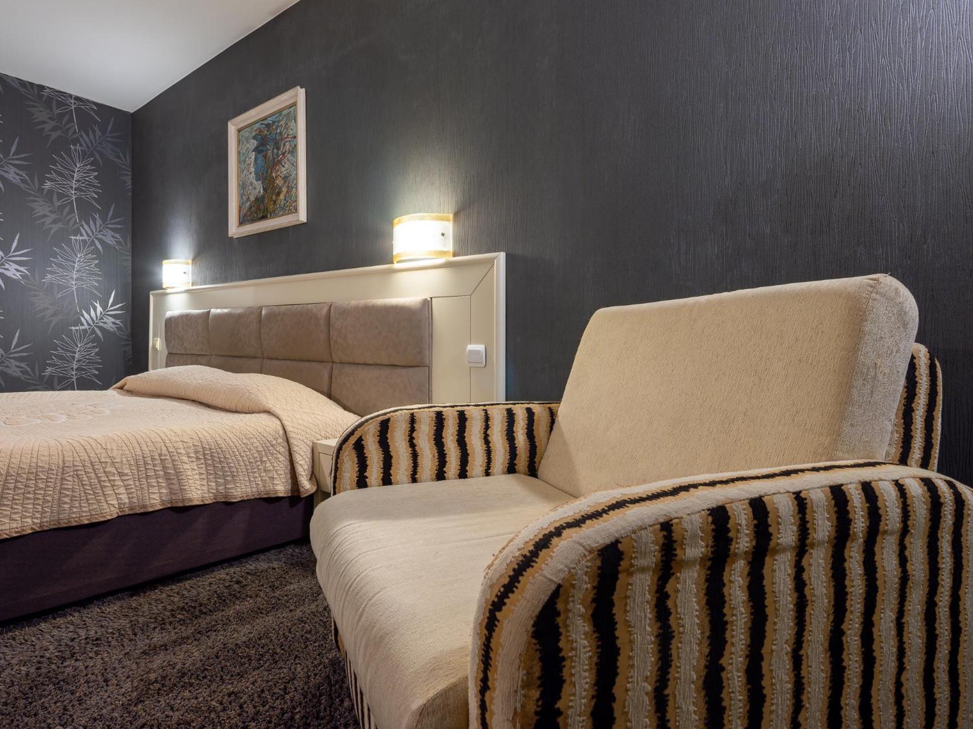 Hotel Concorde Veliko Tarnovo Kültér fotó