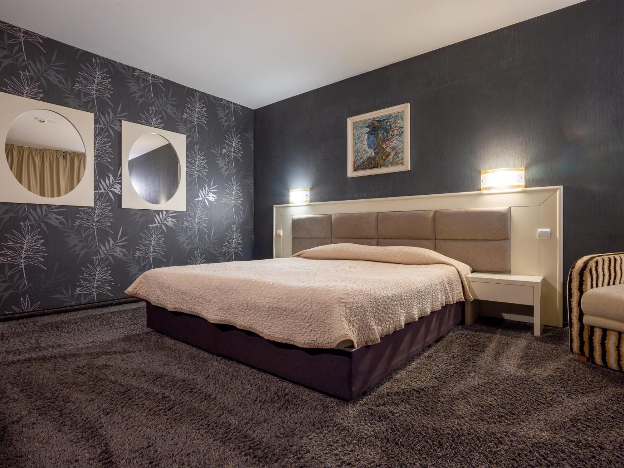 Hotel Concorde Veliko Tarnovo Kültér fotó