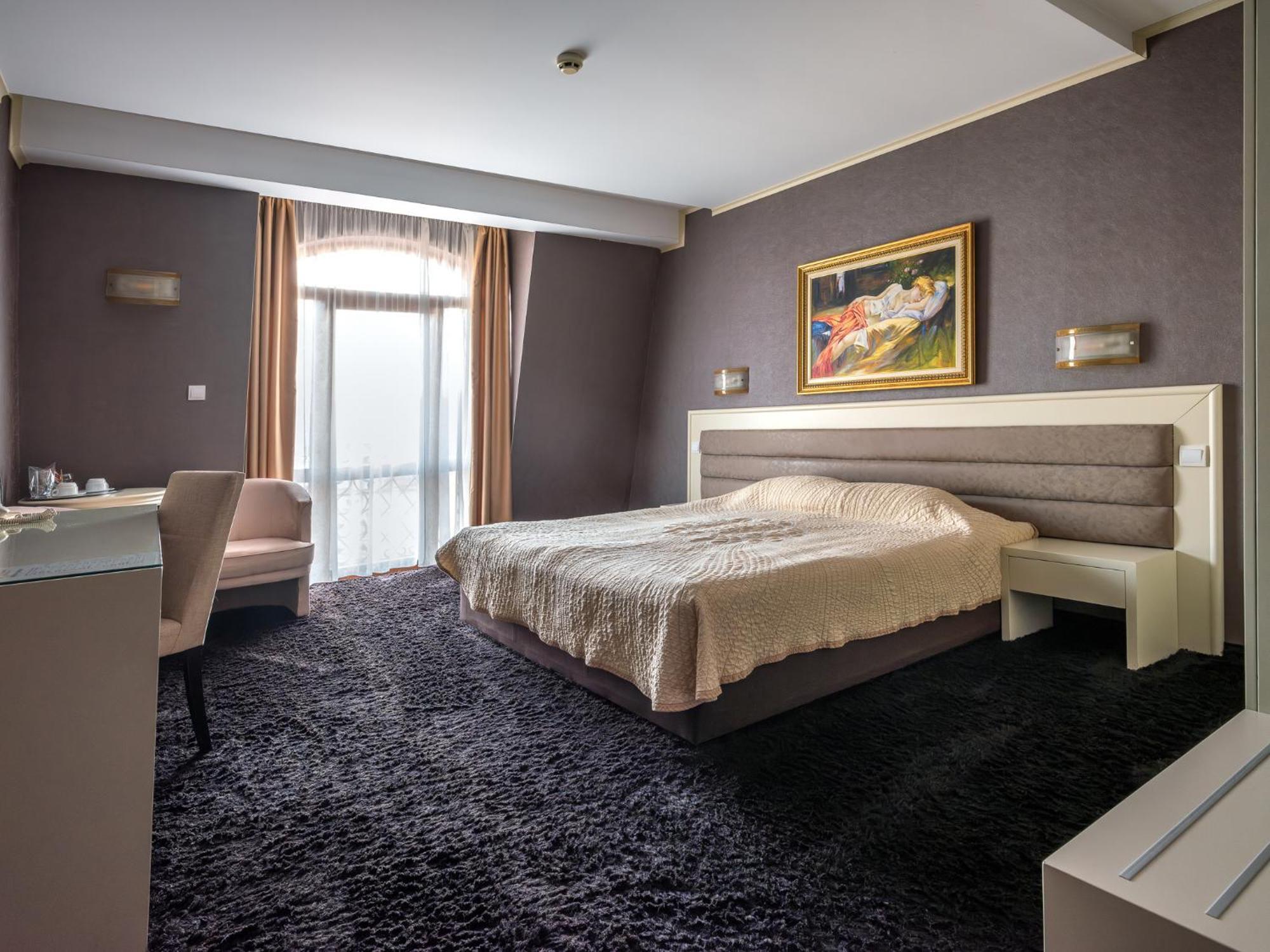 Hotel Concorde Veliko Tarnovo Kültér fotó